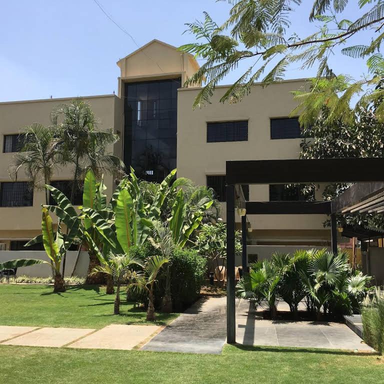 Liva Rooms Nashik Esterno foto