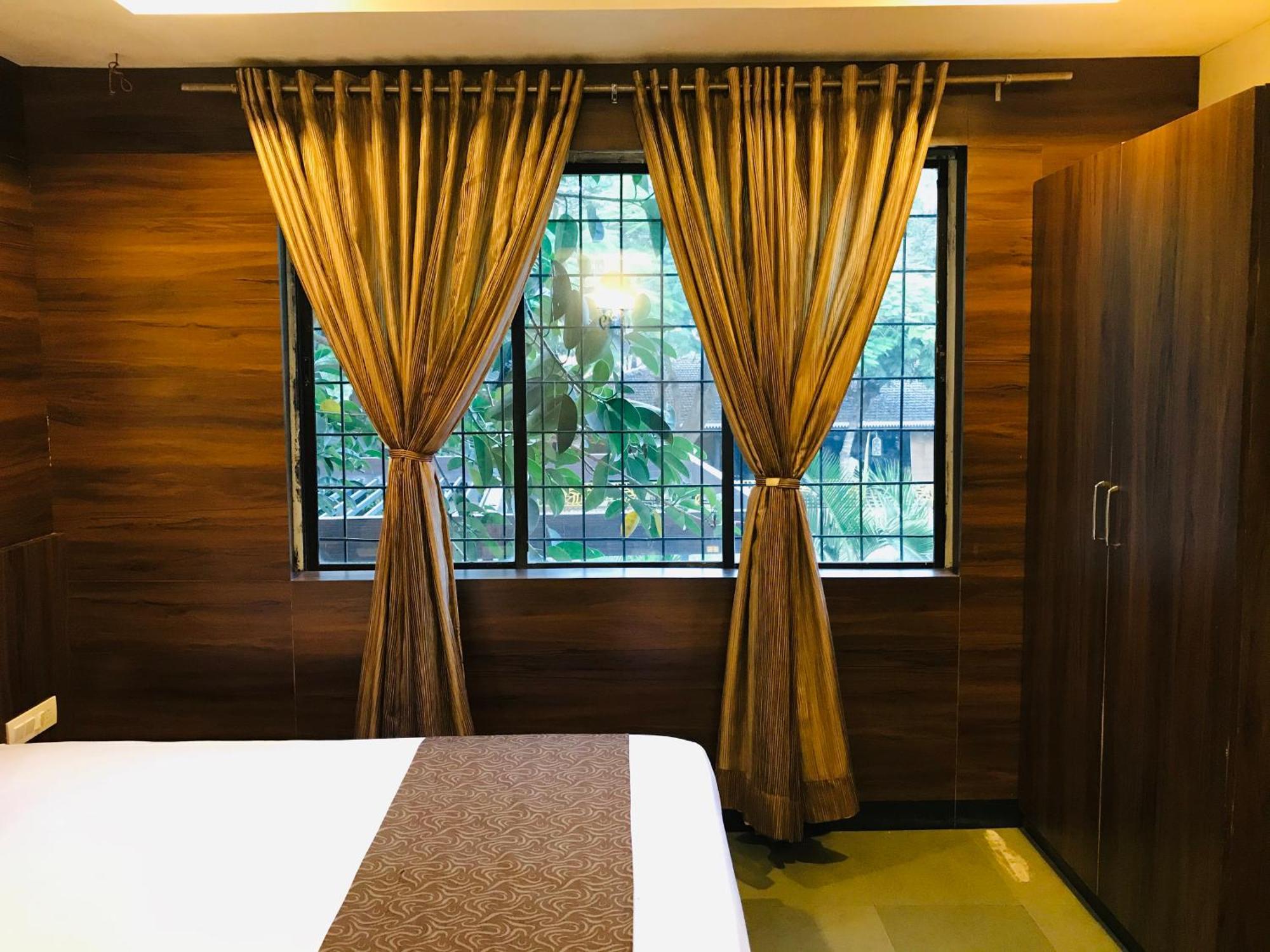 Liva Rooms Nashik Esterno foto